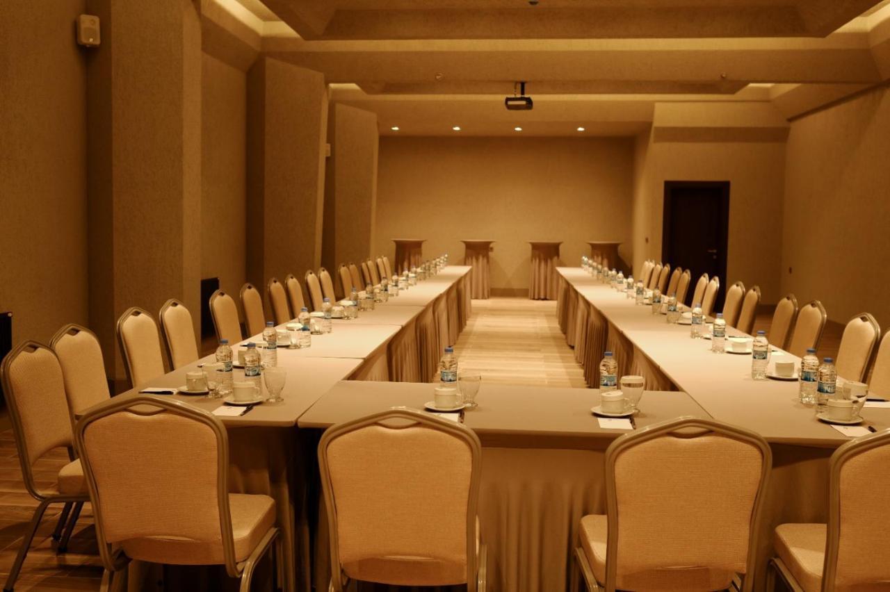 The Erzurum Hotel מראה חיצוני תמונה